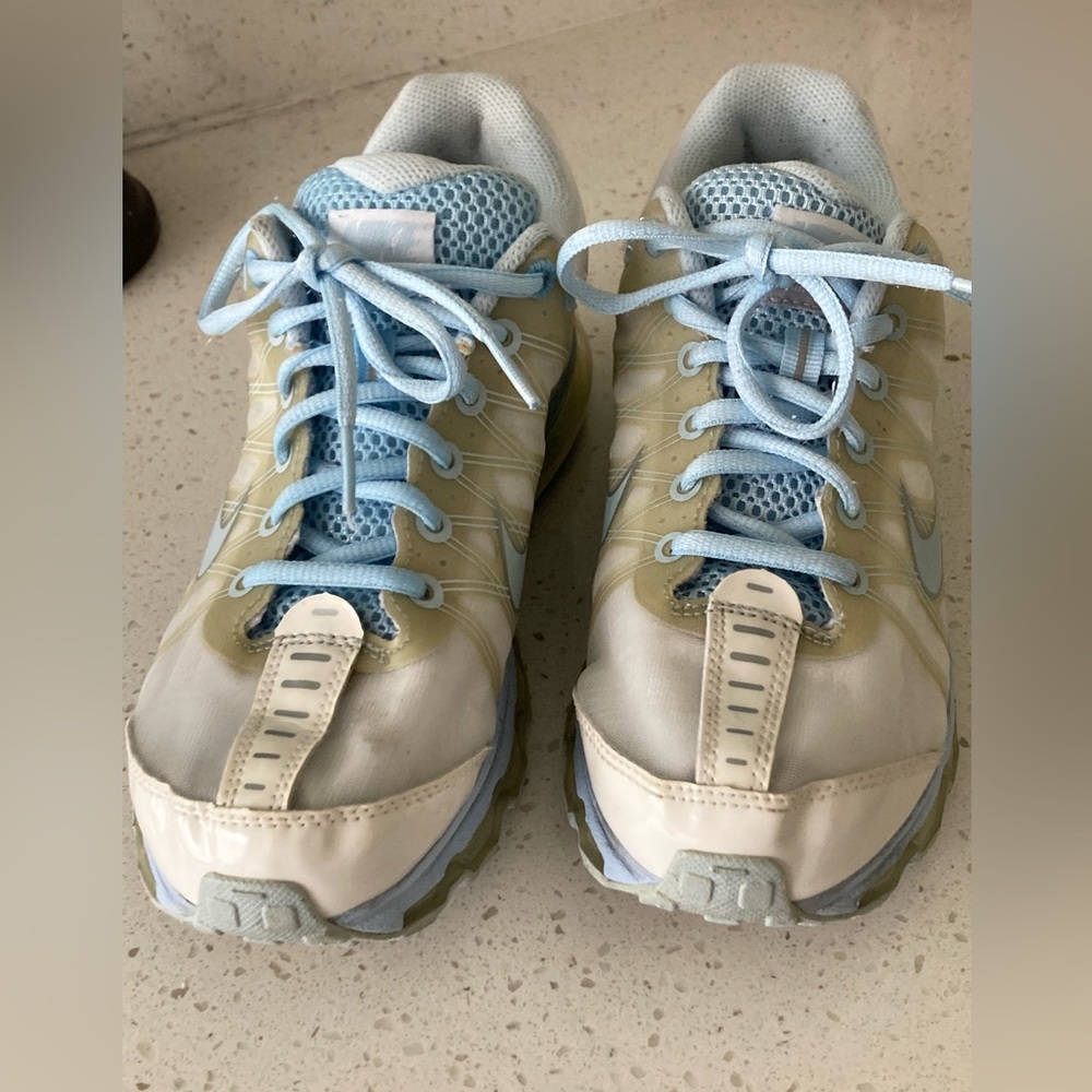 Shoes women’s